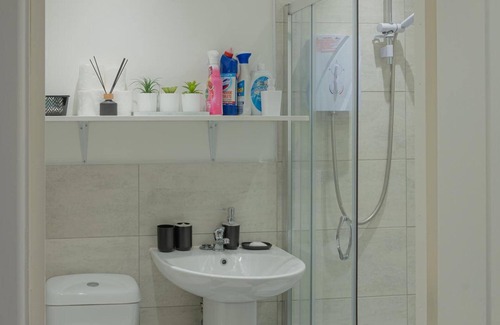 Leicester City Centre Apartment | Luxe Studio Apartment in Leicester City Center