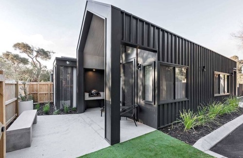 Dunsborough House | Luxe Studio · Central Dunsborough | Caesia by Melo