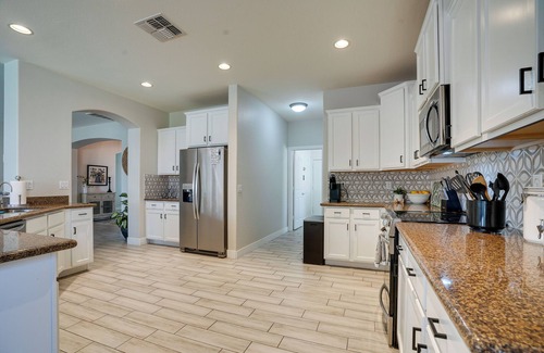 Sycamore Farms House | Luxe Surprise Home: Pool, Putting Green & Hot Tub!