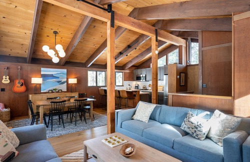 Tahoe Woods Cabin | Luxe Tahoe Cabin - Midcentury Modern CLOSE to Lake, Palisades, Edge of Forest