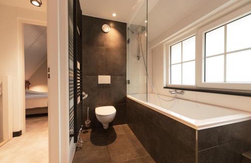 Soest Old Town Ski Chalet | Luxe villa met wellness en domotica