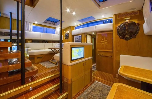 Annapolis Boat Rental | Luxe Waterfront Yacht: Pool/Kayak/SUP/Tube on Bay, Owner's Suite, Mins from town