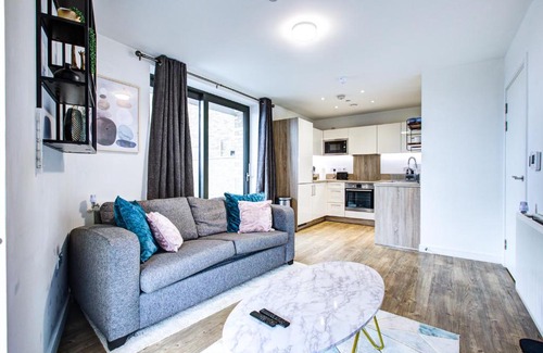 Docklands Apartment | Luxee Apartment by Excel