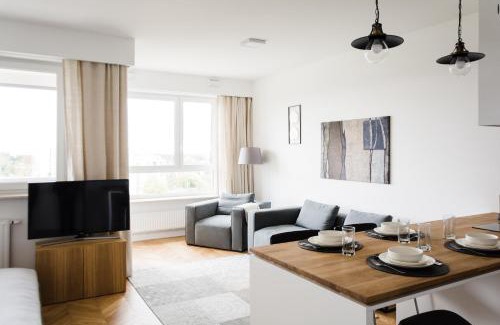 Bielany Apartment | LuxLux Apartments Silver Dove
