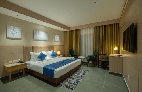 Palarivattom Hotel | Luxo Kochi