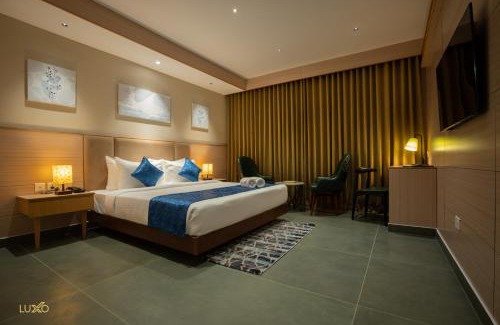Palarivattom Hotel | Luxo Kochi