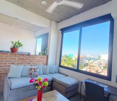 Colonia 5 de Diciembre Apartment | Luxo Studio Facing the Sea