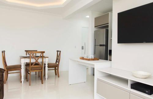 Ingleses Sul Apartment | Luxo Vista Mar, 50m da Praia nos Ingleses ING9302
