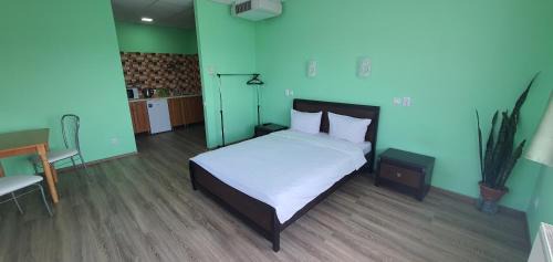 Chernovtsy Hotel | Luxor Inn & Suites