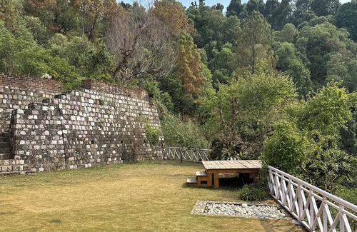 Bhimtal Cottage | Luxsugero Cottages Premium