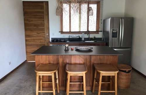 Playa Hermosa Cobano House | Luxury 2-bedroom house in beautiful Playa Hermosa Santa Teresa - Pool, AC, WiFi