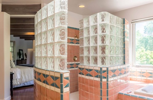 Los Ranchos de Albuquerque Villa | Luxurious and Lush Villa near the river