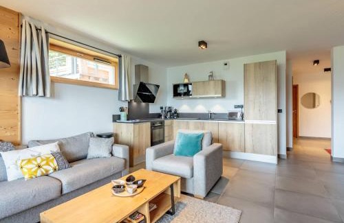 Arc-1800 Apartment | Luxueux appart 5 Cristaux, 3 chambres, spa, ski-in/ski-out, parking, wifi - FR-1-352-54