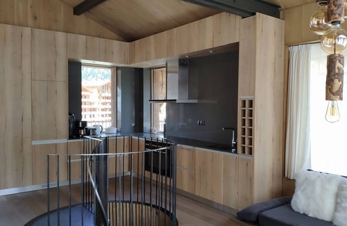 Les Boisses Ski Chalet | Luxueux Chalet 4 - L'été à la Montagne Avec Jacuzzi et Hammam