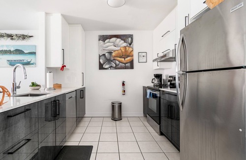 La Cite-Limoilou Condo | Luxueux Condo Hôtel au Cœur de Québec!