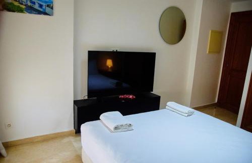 Racine Apartment | Luxueux studio spacieux à racine Casablanca à une minute de twin center