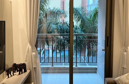 Batel Apartment | Luxuoso apto 2 quartos na Av do Batel- Academia, Piscina aquecida e Churrasqueira