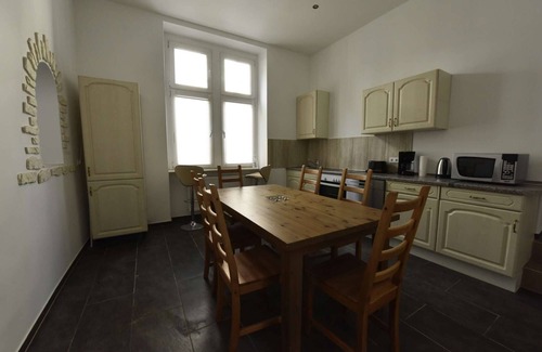 Barmen Apartment | Luxuriöse großzügige Wohnung ca 130 qm mit Gartenterrasse