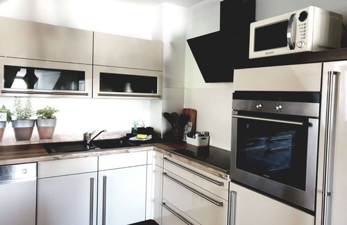 Solingen Apartment | Luxuriöse großzügige Wohnung mit 3 Schlafzimmer, Terrasse