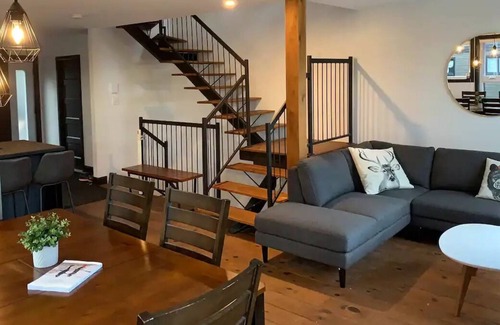 Saint-David-de-Falardeau Cottage | Luxurious mountain cottage - Valinouet Québec - 12 people