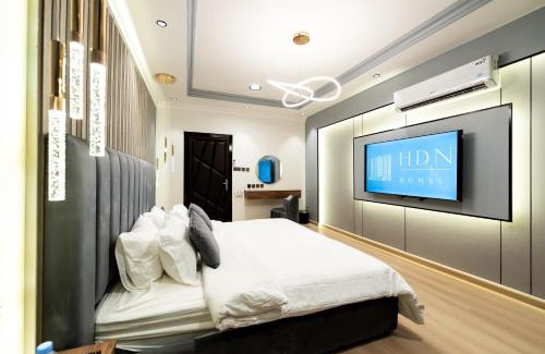 Al Hamra Apartment | Luxuries Apt,Self-Entry,65 4K TV Smart A3
