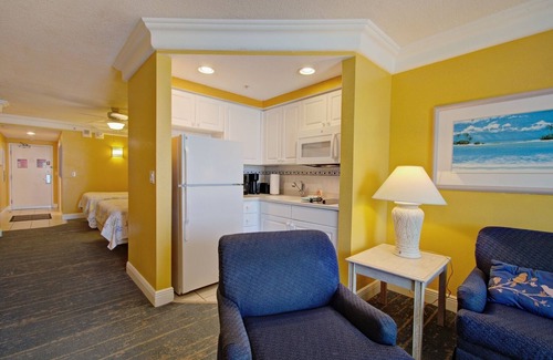 Ortona Park Resort | Luxurious 1 bedrroom suite in Daytona Beach Resort and Convention Center