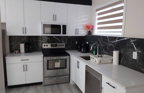 Northeast Edmonton House | Luxurious 2 BDRMS Basement Legal Suite