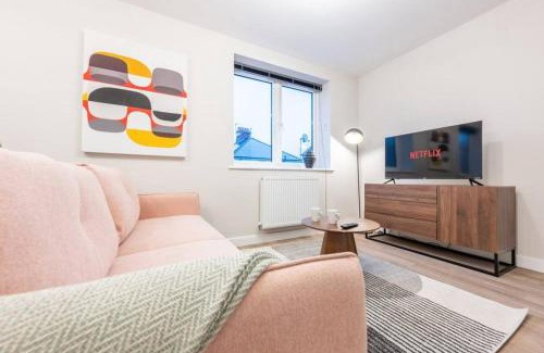 Whitchurch Apartment | Luxurious 2 Bed Apartment Cardiff Central