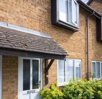 Dartford House | Luxurious 2-Bed House in Dartford