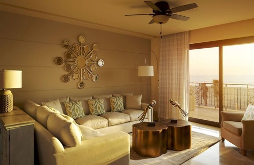 Los Cabos Resort | Luxurious 2 Bedrm Presidential Suite in Cabo-Ocean Views, Water Slides, Golf Spa