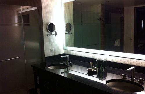Las Vegas Hotel | Luxurious 2 Bedroom Suite On The Strip