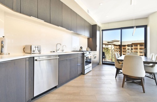 Park City Condo | Luxurious 2 BR in Canyons Village. Ski in/ski out! by RedAwning