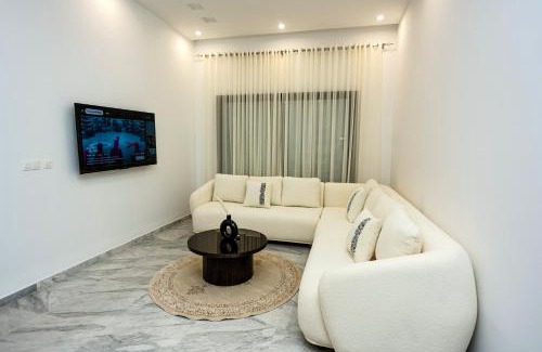 El Bassatine Apartment | LUXURIOUS 3-Bedroom Apartment in Prime Location,Tunis