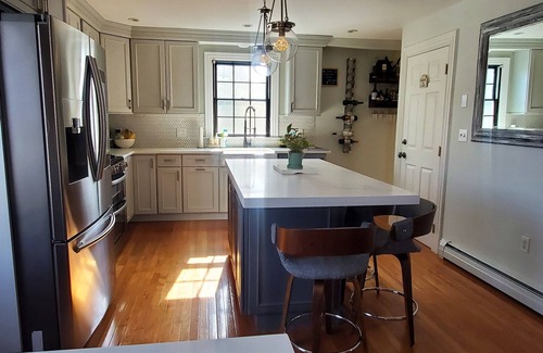 Ward Two House | Luxurious 4 bed 2 bath in the city of Somerville/Cambridge|2min from GreenLine