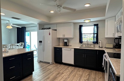Oakland Hills House | "Luxurious 4-Bed Furnished Home with Pool "