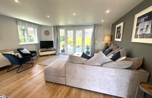 St Austell House | Luxurious 4 Bedroom New England Style Villa - Trewhiddle V14