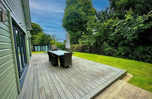 St Austell House | Luxurious 4 Bedroom New England Style Villa - Trewhiddle V13