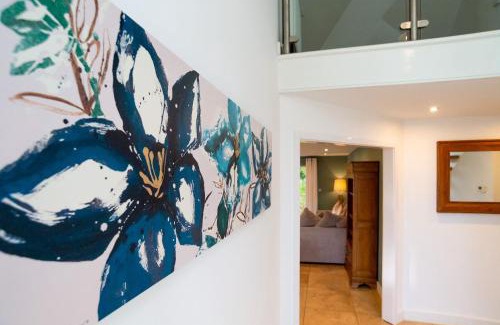 St Austell House | Luxurious 4 Bedroom New England Style Villa - Trewhiddle V1