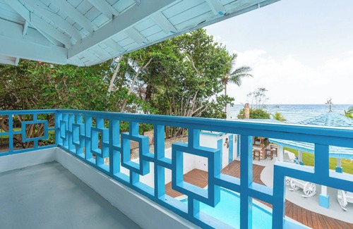 Juan Dolio Villa | Luxurious 5 bedroom villa in Juan Dolio with private pool & direct beach access