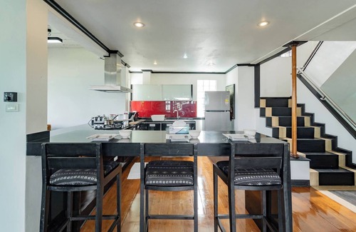 Patong Villa | Luxurious 5-bedroom Pool Villa in Heart of Patong, Phuket