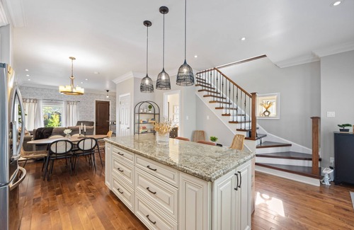 Broadview North House | Luxurious 5BR-4WR Home in Downtown Toronto – Modern, Spacious & Cozy Retreat!