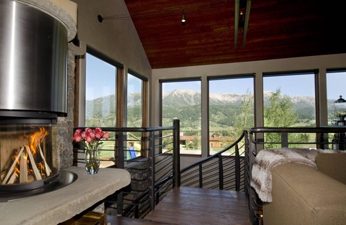 Bozeman House | Luxurious 60 Acre Ranch Compound In The Heart Of Beautiful Bridger Canyon