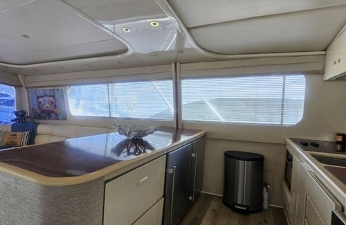 Atlantic City Boat Rental | Luxurious 63' boat 4-bedrooms, full kitchen, at the Golden Nugget in AC, NJ.