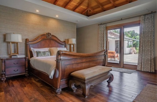 Kailua House | Luxurious 6BR Private Hawaiian Oceanfront Villa