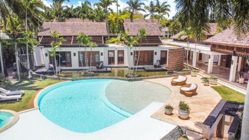 Casa de Campo Villa | Luxurious 8-BR Villa with Ocean View, Jacuzzi, Home Cinema and Resort Access in Casa de Campo