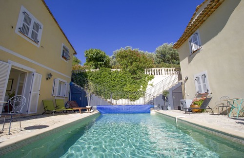 Montauroux Apartment | Luxurious 80sqm Apartment, View, Heated Pool, Air conditioning, Wifi, 6 people