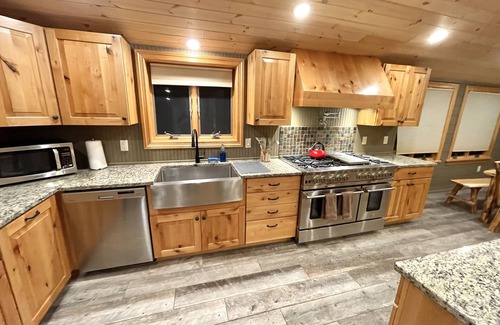 Indian Lake Cabin | Luxurious Adirondack Rustic Cabin on Snowmobile Trails