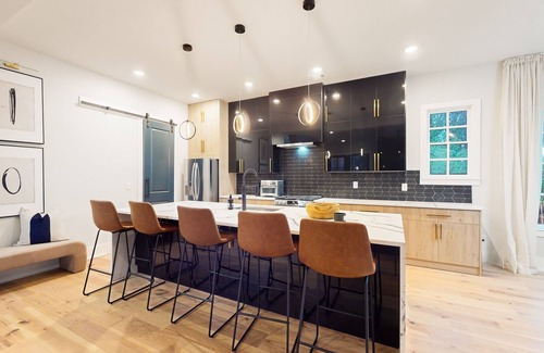 Atlanta House | Luxurious all-new townhome with fireplace, home office, central AC, & W/D