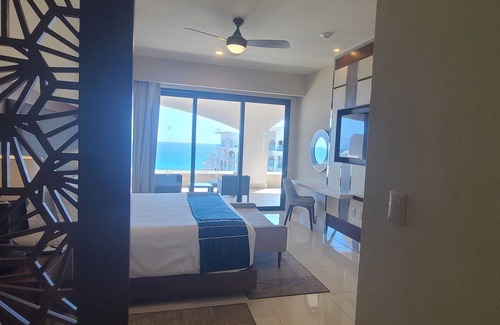 El Zacatal Resort | Luxurious and Beautiful Luxurious 5-Diamond Resort in Villa la Valencia LosCabos