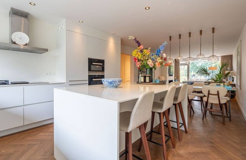 Amsterdam South Apartment | Luxurious and bright 4-room apartment